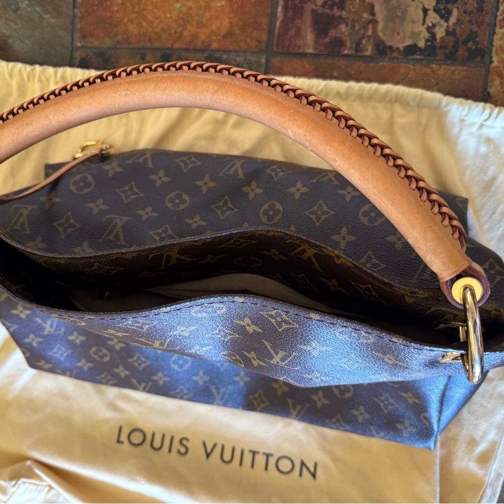 Louis Vuitton bag